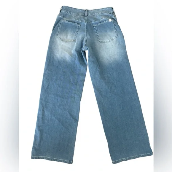 HALARA Denim Wide Leg flex Jeans in Light Blue - Picture 2 of 4